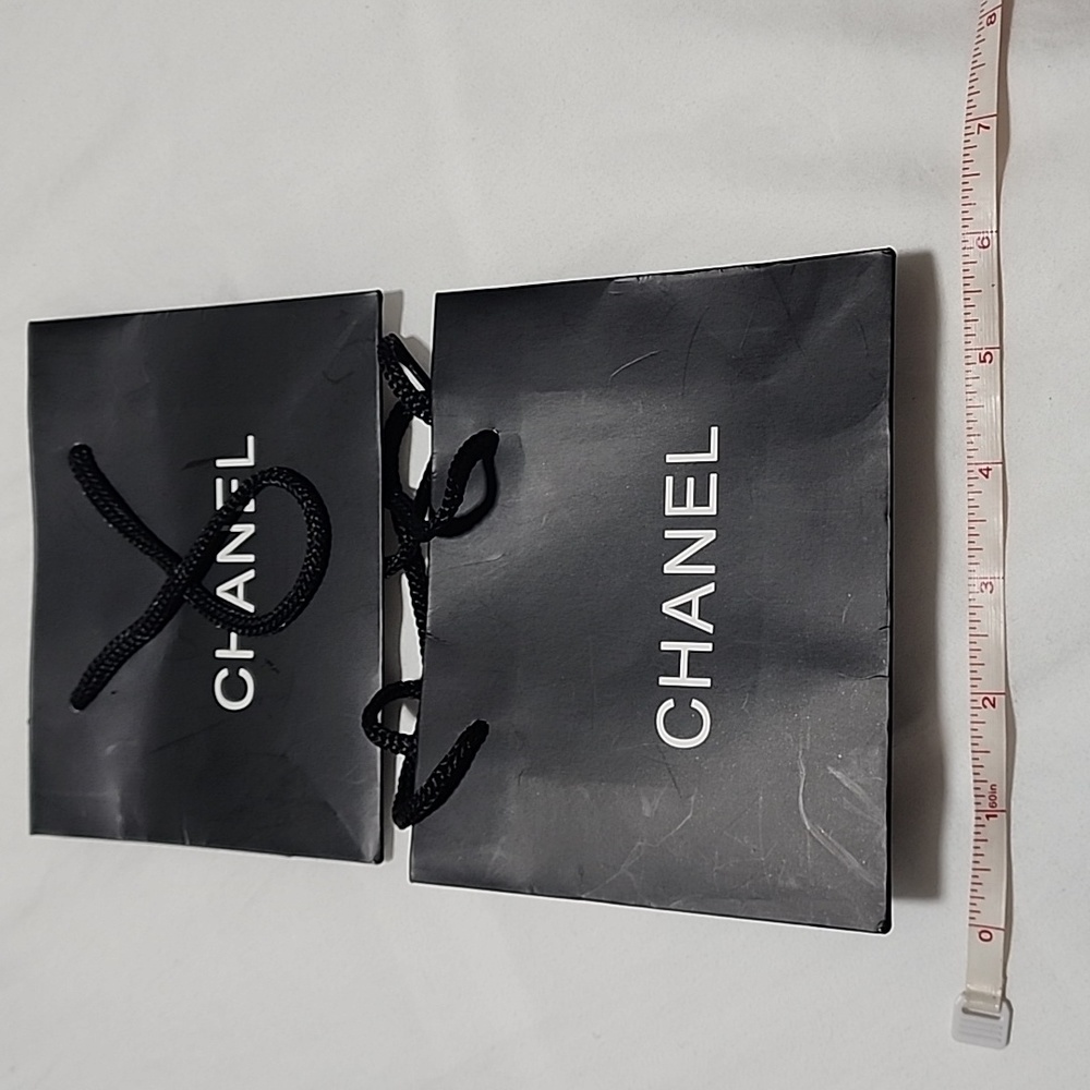Chanel Gift boxes - Picture 5 of 6